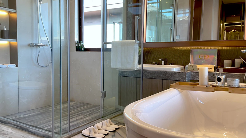 卫生间渗水到隔壁房间怎么办，需要重新做防水吗